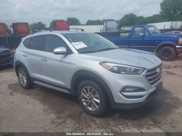  Salvage Hyundai TUCSON