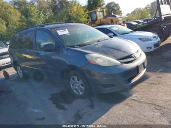  Salvage Toyota Sienna