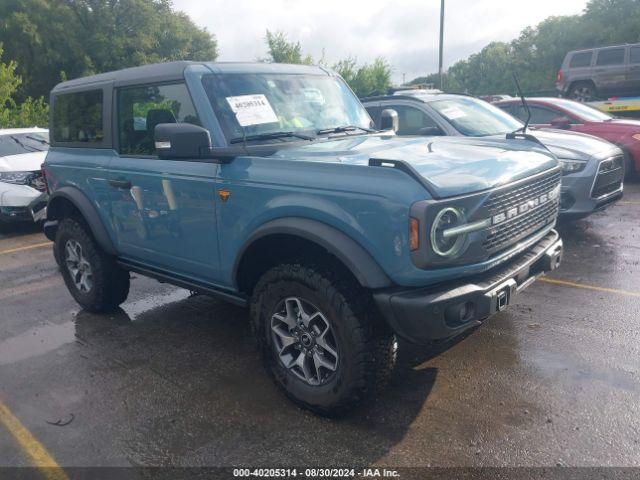  Salvage Ford Bronco