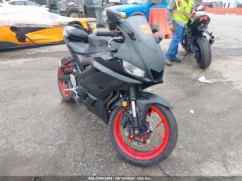  Salvage Yamaha Yzfr3