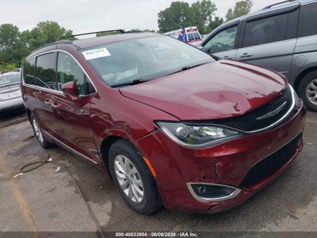  Salvage Chrysler Pacifica