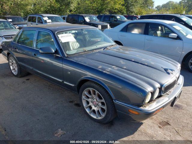  Salvage Jaguar Xj8