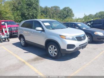  Salvage Kia Sorento