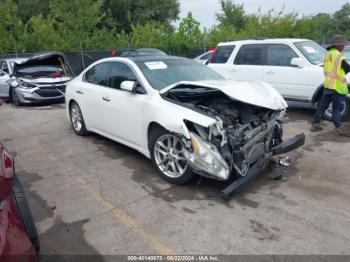  Salvage Nissan Maxima