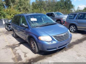  Salvage Chrysler Town & Country