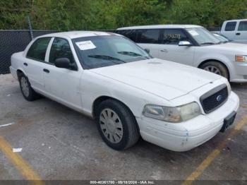  Salvage Ford Crown Victoria