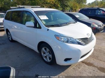  Salvage Toyota Sienna