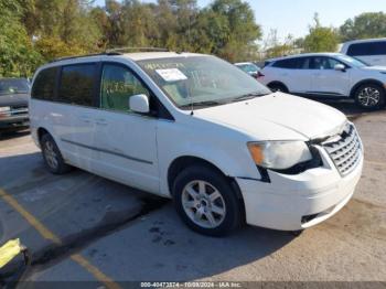  Salvage Chrysler Town & Country