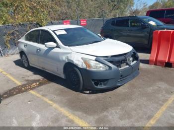  Salvage Nissan Altima