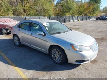  Salvage Chrysler 200