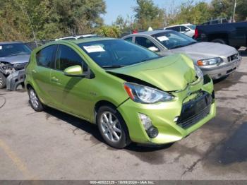  Salvage Toyota Prius c