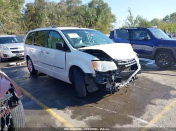  Salvage Chrysler Town & Country