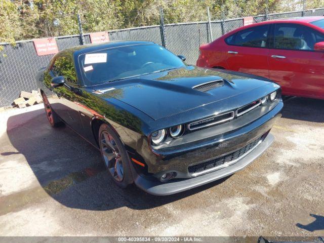  Salvage Dodge Challenger