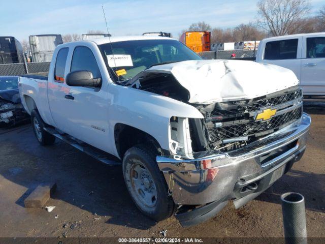  Salvage Chevrolet Silverado 2500