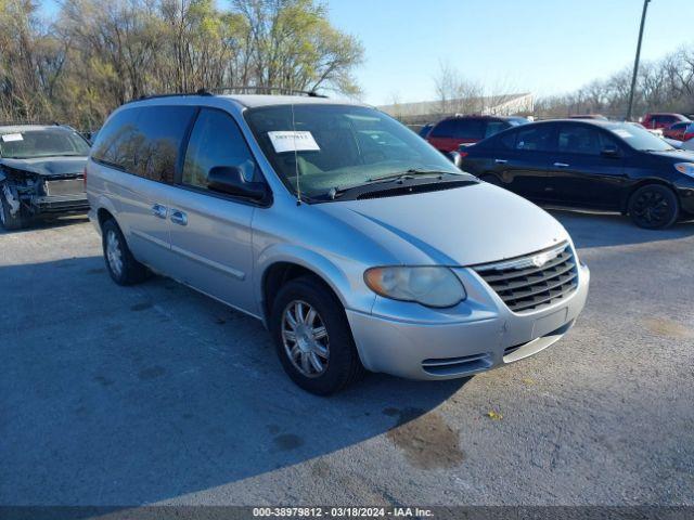  Salvage Chrysler Town & Country