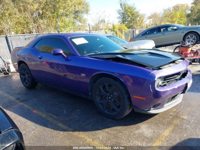  Salvage Dodge Challenger