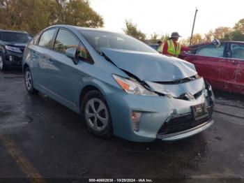  Salvage Toyota Prius