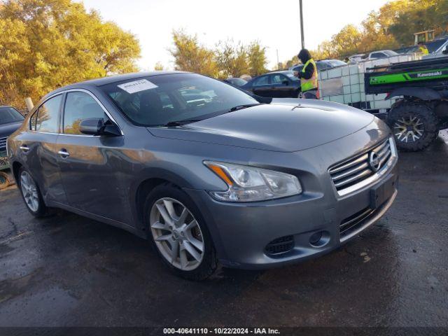  Salvage Nissan Maxima