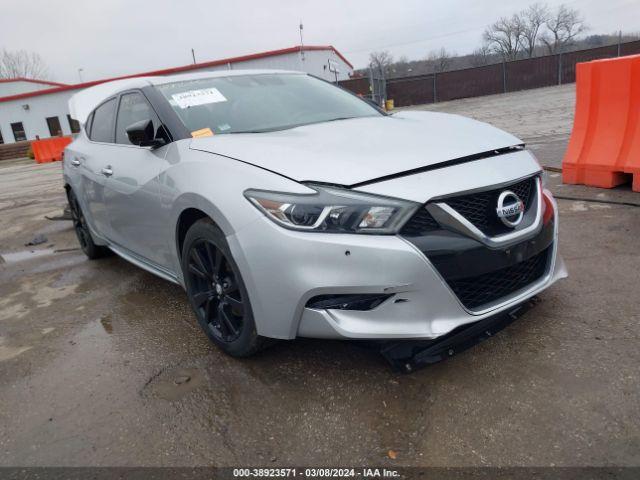  Salvage Nissan Maxima