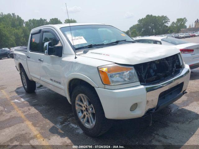  Salvage Nissan Titan