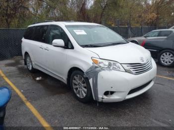  Salvage Toyota Sienna