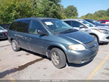  Salvage Dodge Grand Caravan