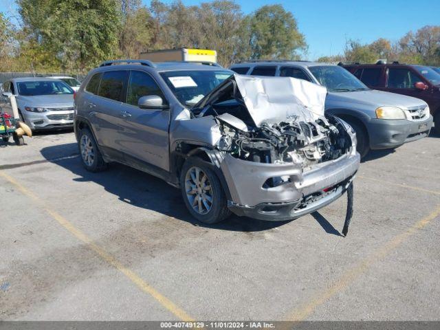  Salvage Jeep Cherokee