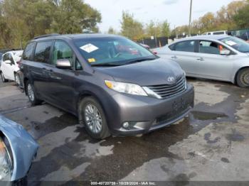  Salvage Toyota Sienna