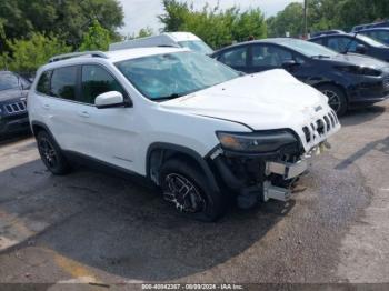  Salvage Jeep Cherokee