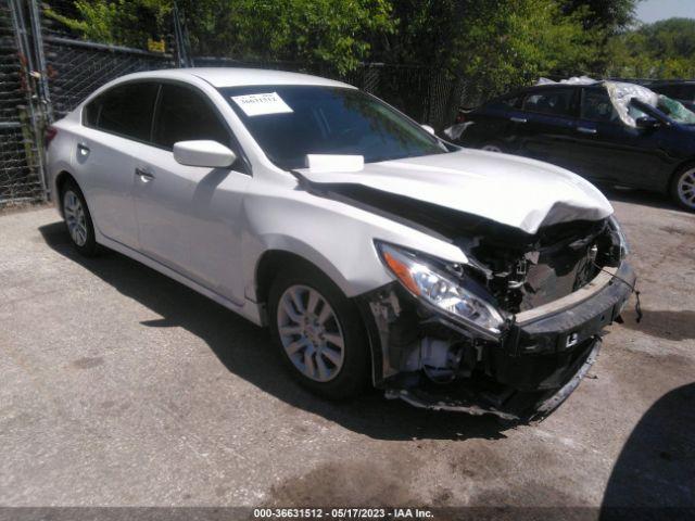  Salvage Nissan Altima