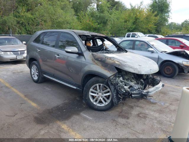  Salvage Kia Sorento