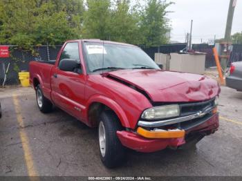  Salvage Chevrolet S-10