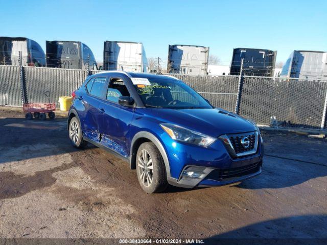  Salvage Nissan Kicks