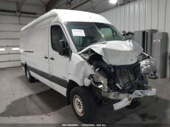  Salvage Mercedes-Benz Sprinter 2500