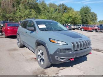  Salvage Jeep Cherokee