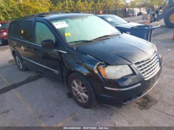  Salvage Chrysler Town & Country