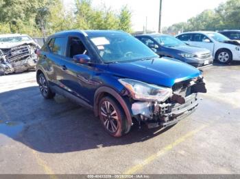  Salvage Nissan Kicks