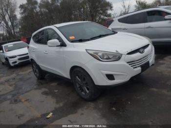  Salvage Hyundai TUCSON