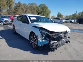  Salvage Nissan Altima