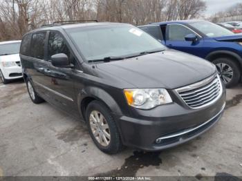  Salvage Chrysler Town & Country