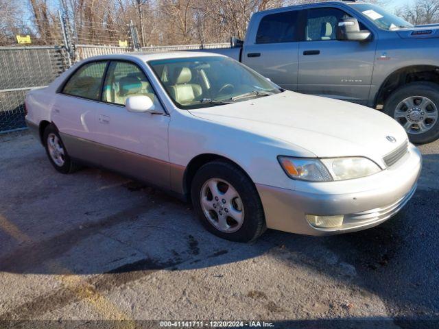  Salvage Lexus Es