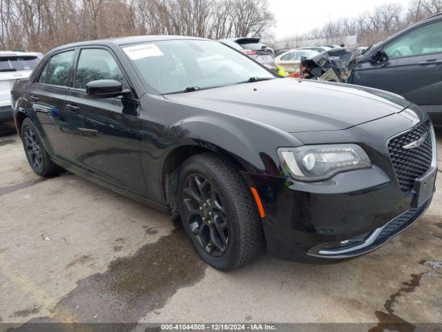  Salvage Chrysler 300