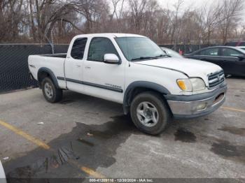  Salvage Toyota Tundra