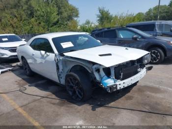  Salvage Dodge Challenger