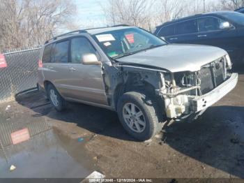  Salvage Toyota Highlander