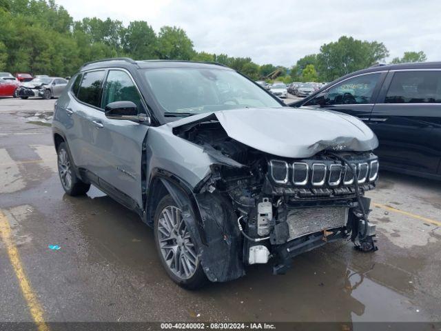  Salvage Jeep Compass