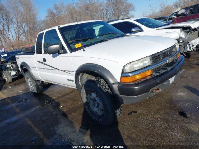  Salvage Chevrolet S-10