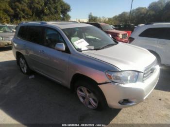  Salvage Toyota Highlander