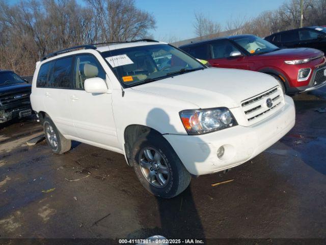  Salvage Toyota Highlander