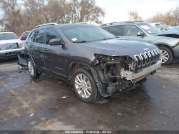  Salvage Jeep Cherokee